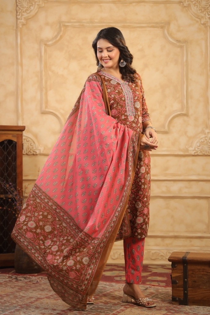 Brown With Pink Kurta Pant And Dupatta