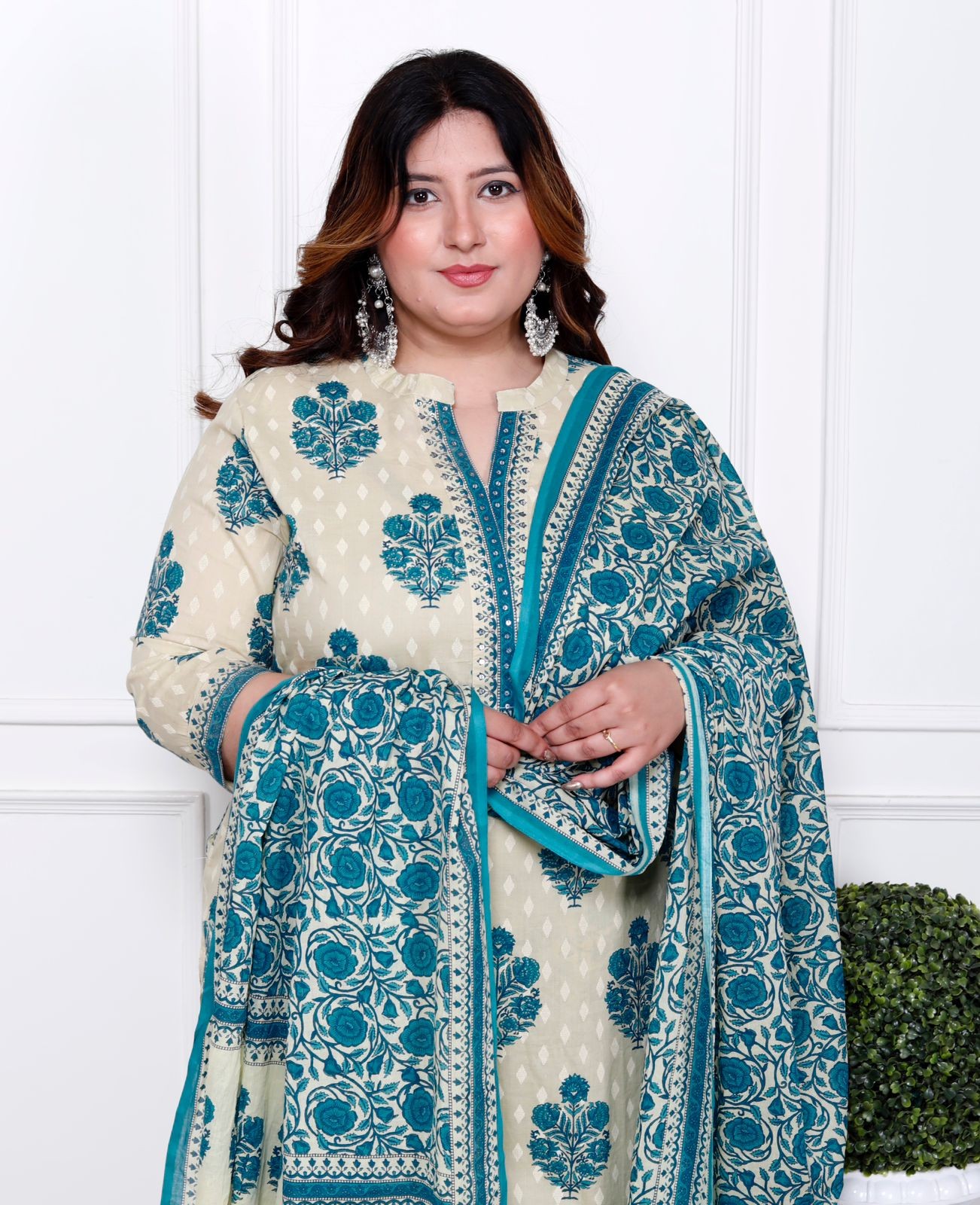 Cream With Sky Blue Floral Print Kurti Pant Dupatta Set
