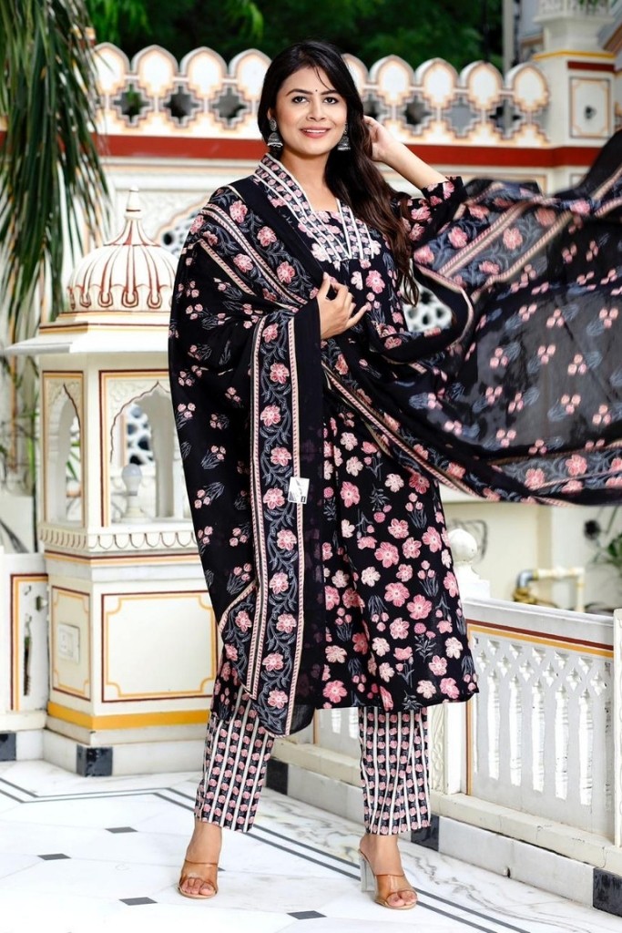 Black Kurta Pant And  Dupatta Set