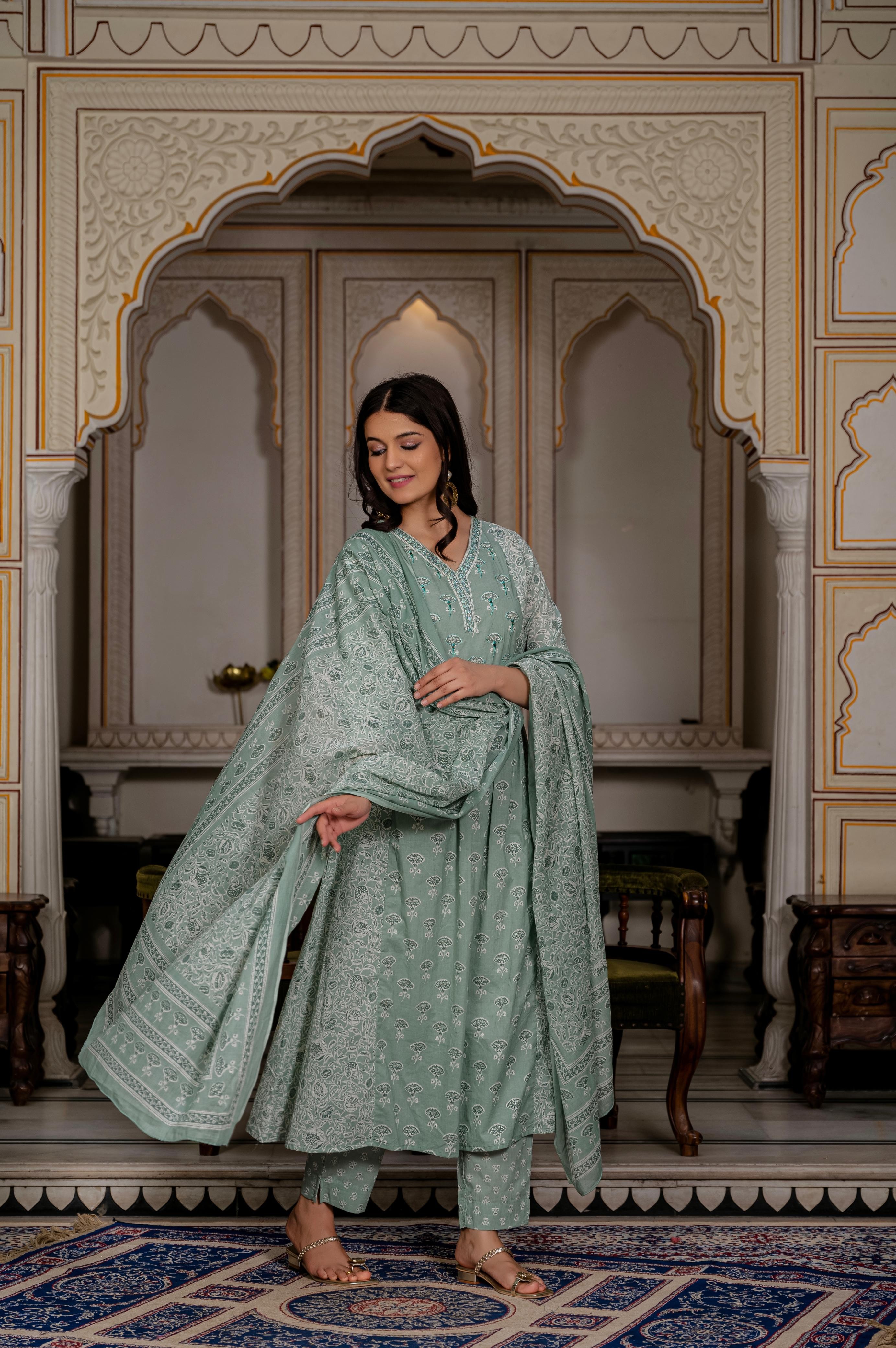 Mint Green Floral Cotton Kurti Set – Graceful Hk Vastra