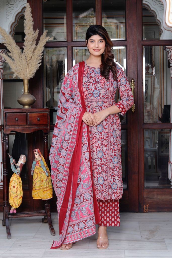 White Maroon Plazo Set With Duppata