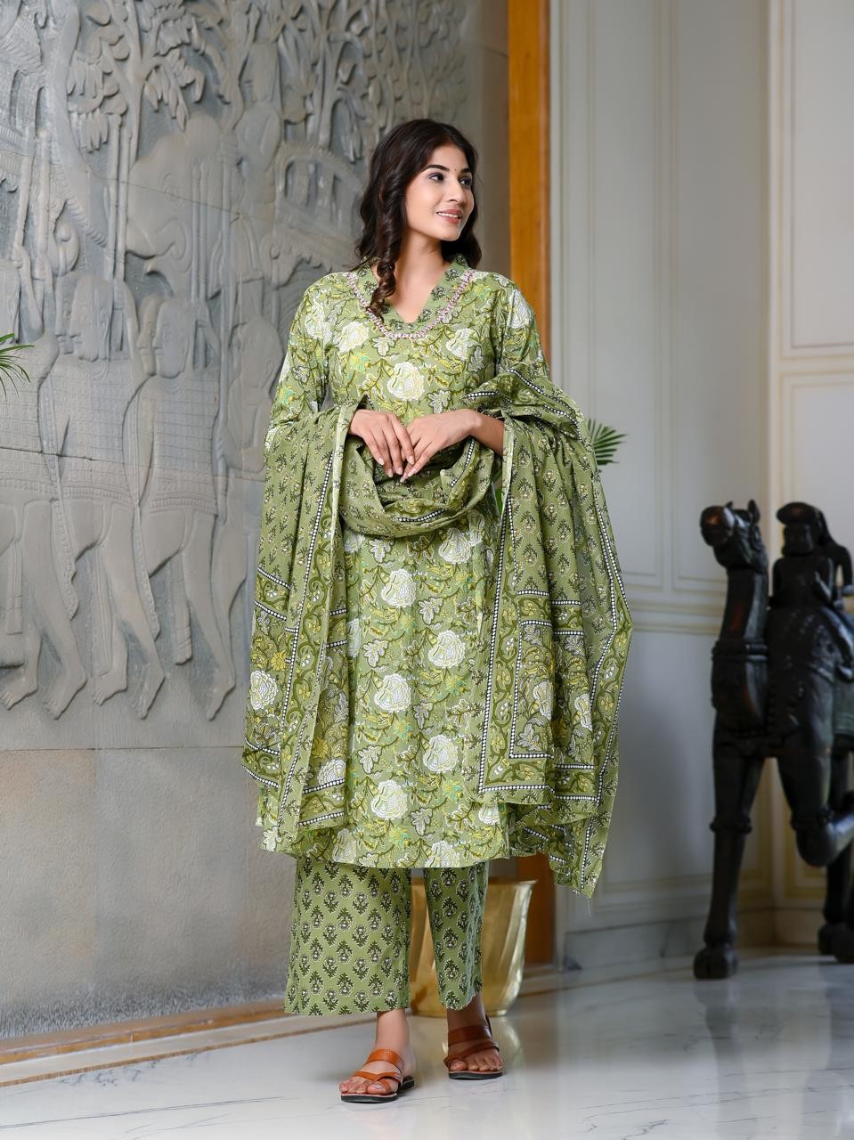 Latest Floral Printed Cotton Kurta Plazo with Duptta