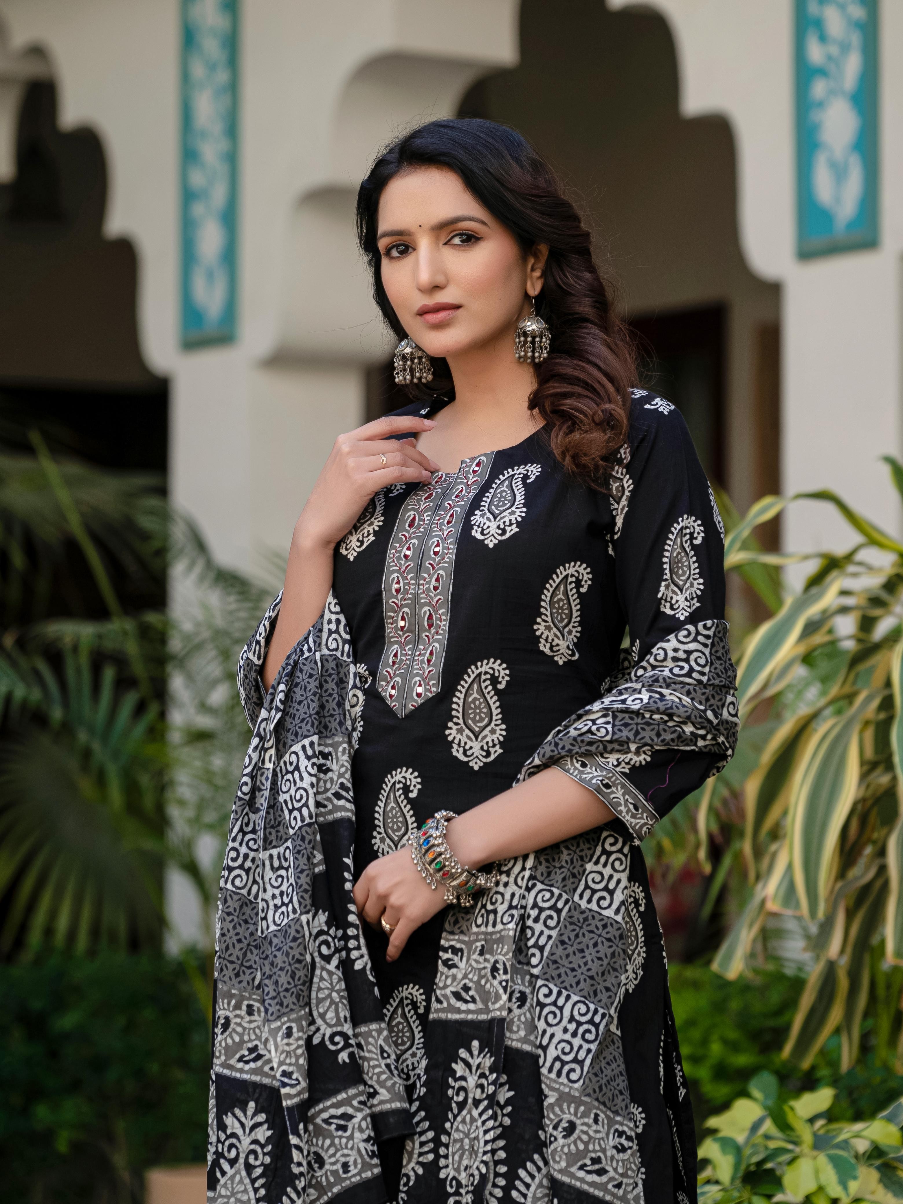 HK Vastra Black Printed Suit-set