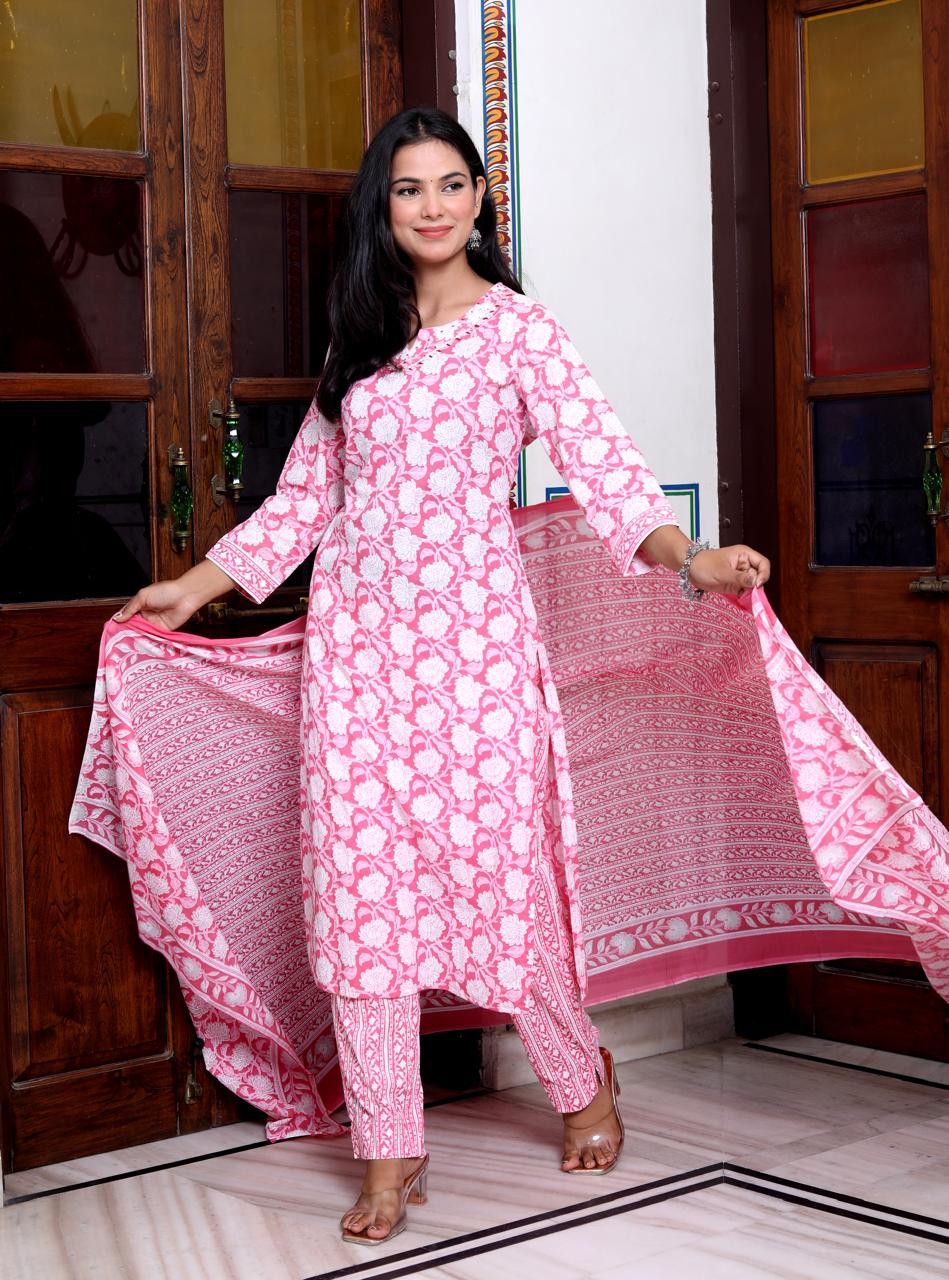 Pink kurti pant and dupatta set
