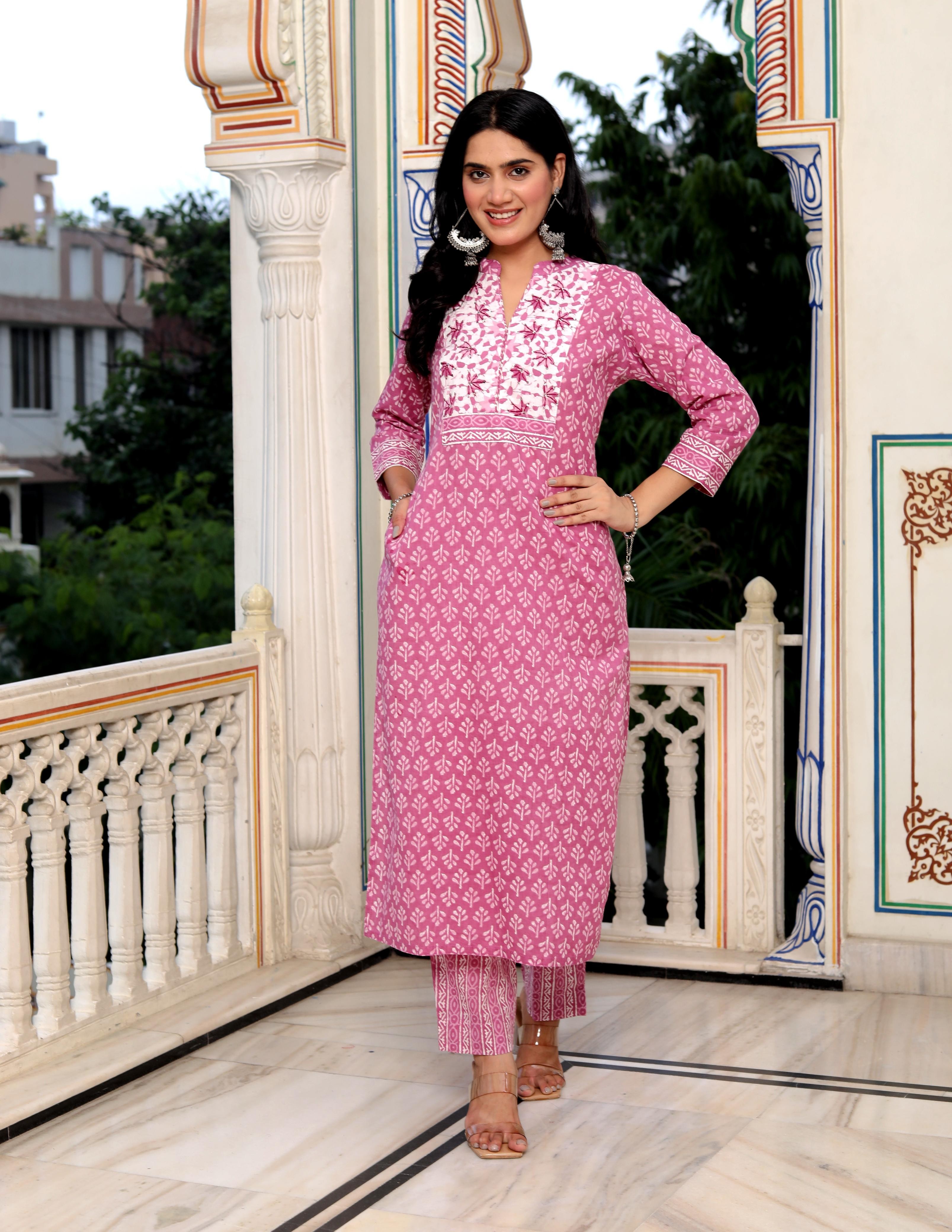 Pink Geometric Block Print kurti Pant And Dupatta Set