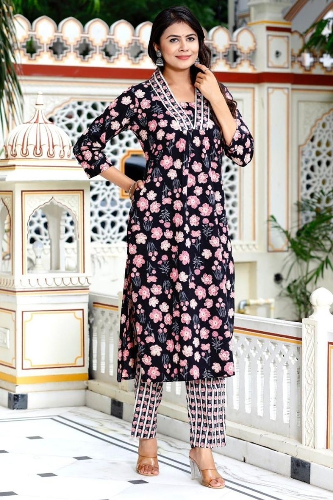 Black Kurta Pant And  Dupatta Set