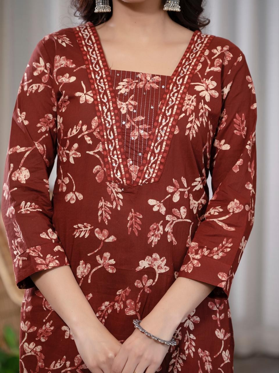 Marron Floral Cotton Suit Set with Printed Dupatta – HK Vastra