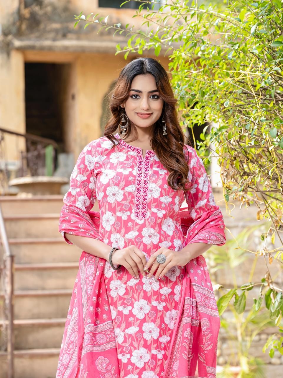 Elegant Pink Floral Kurta Set