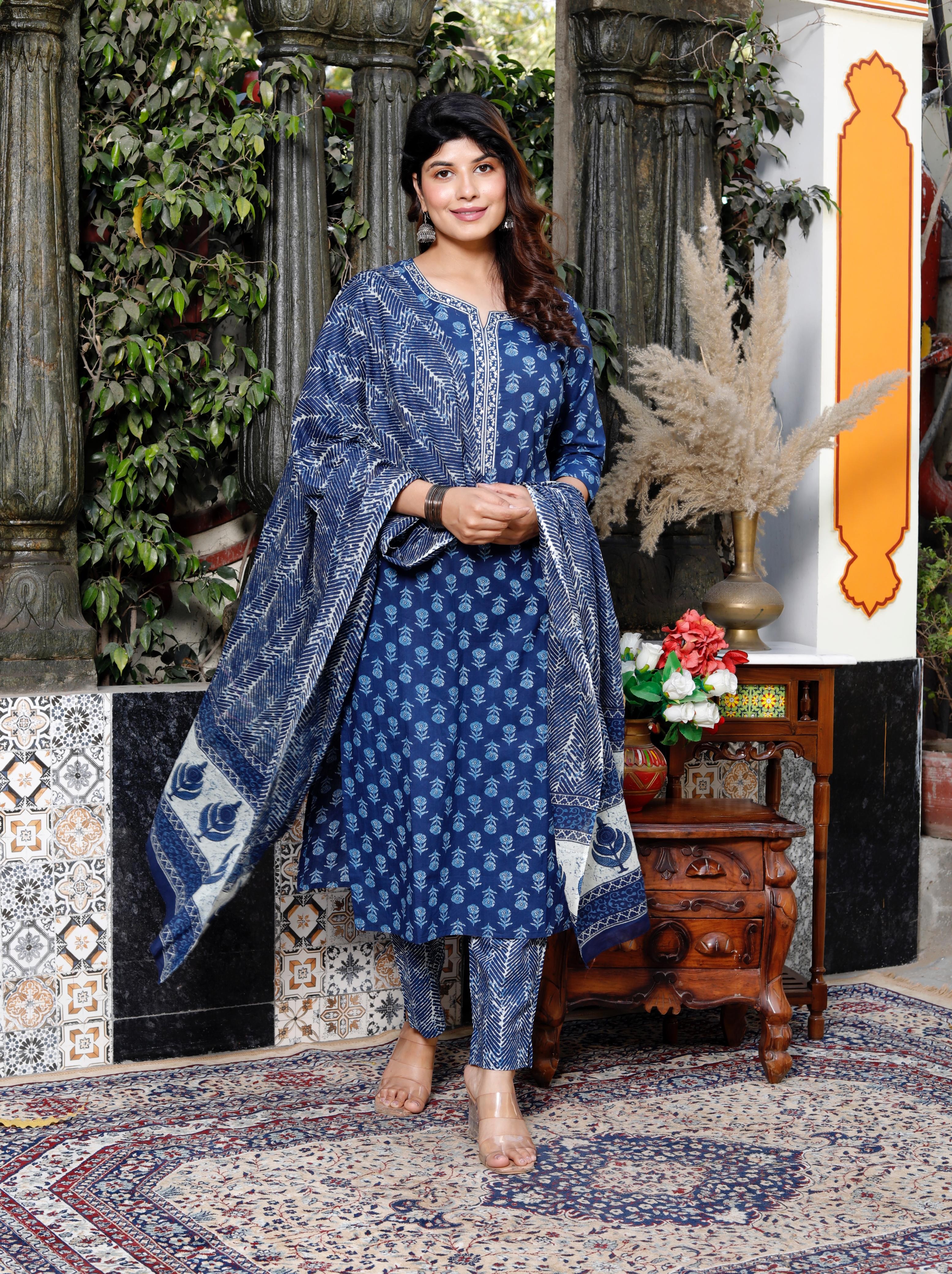 Elegant Blue Floral Print Cotton Suit – Comfortable & Chic